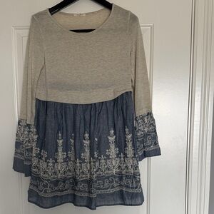 12 Pm By Mon Ami beige and Blue Floral Tunic